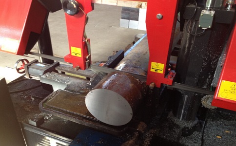 梅江卧式带锯床加工时出现明显振荡如何排查？